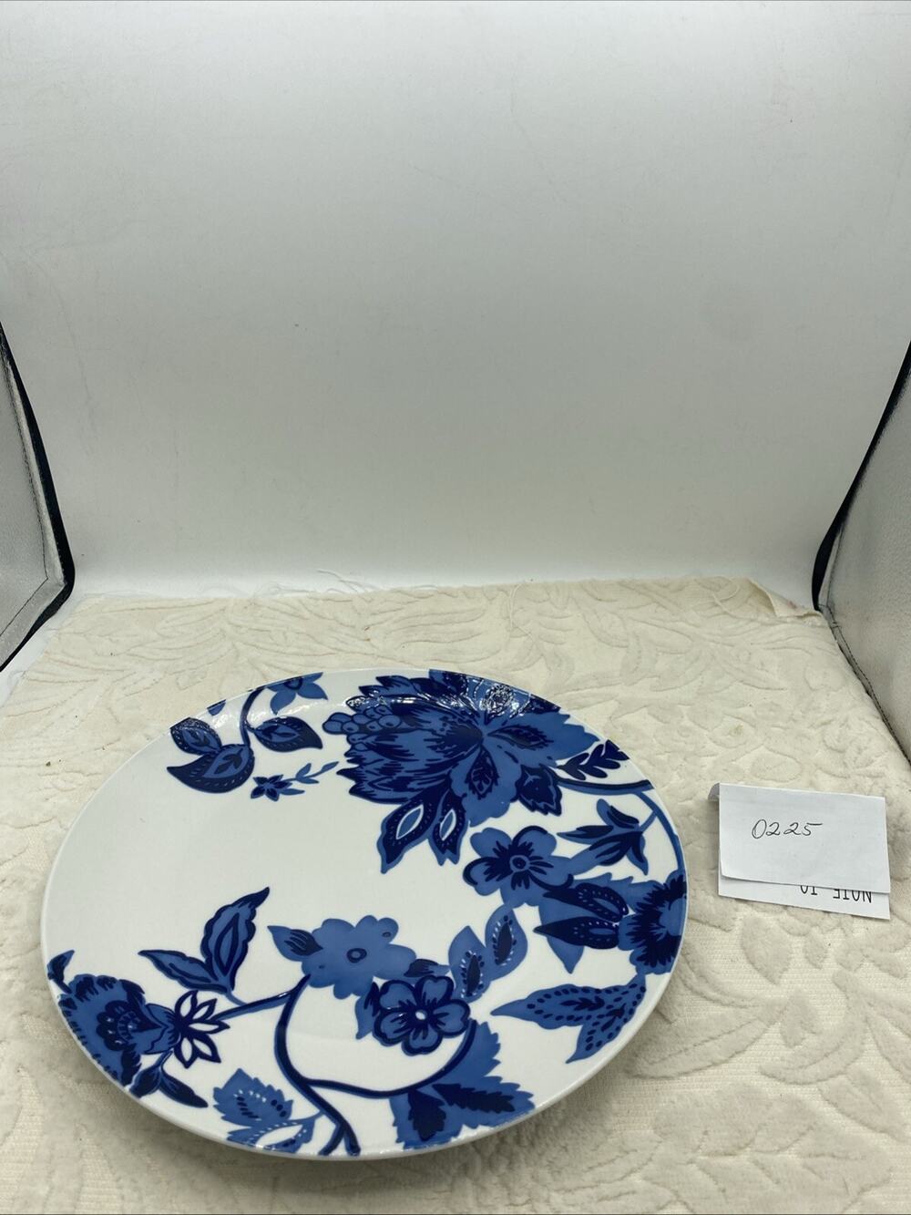 Royal Norfolk Blue & White Floral Leaves Dinner Plate 10.5" Single Item